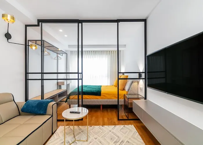 Lujo Centro-nautico-cies+parking *